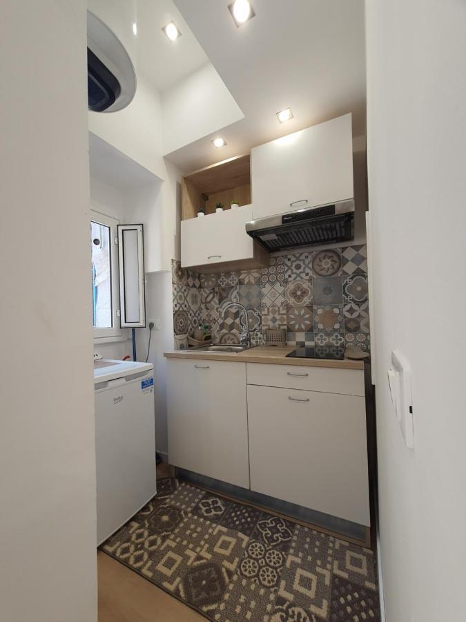 A Casa Di Claudia Apartment Palermo Bagian luar foto